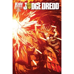 JUDGE DREDD 4.  COVER B.