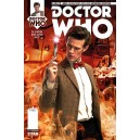 DOCTOR WHO. THE 11TH DOCTOR 11. PHOTO COVER. TITANS COMICS.