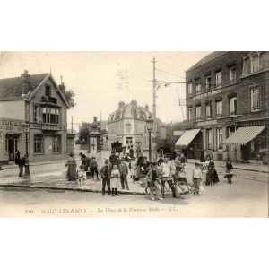 MALO LES BAINS. CARTES POSTALES ANCIENNES. LILLE COLLECTIONS.